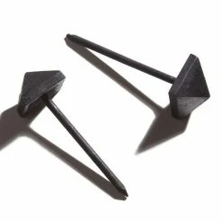 Signature Hardware Pyramid 1-1/4 in. Hand Forged Iron Clavos in Black